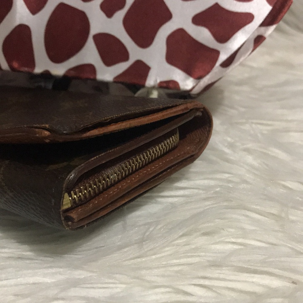 🚨SOLD🚨Authentic Louis Vuitton Monogram Tresor - Picture 4 of 16
